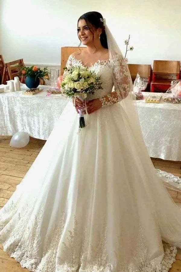 Robe de mariée glamour en dentelle florale à manches longues et col en V