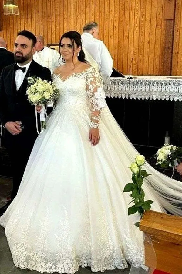 Robe de mariée glamour en dentelle florale à manches longues et col en V