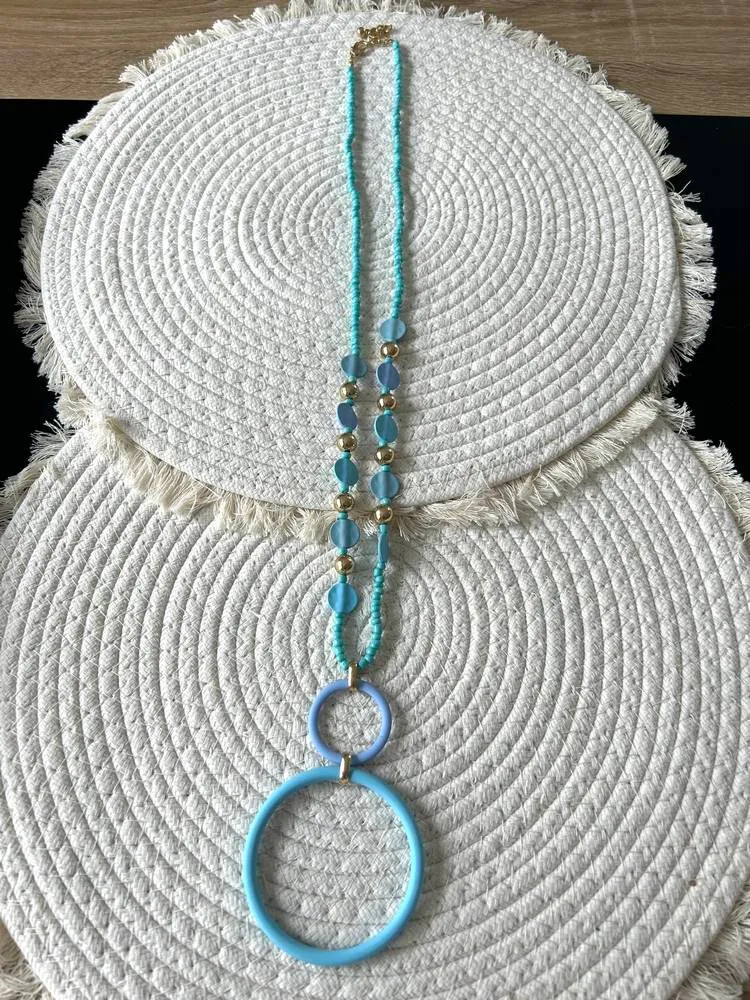 Collier sautoir perles et anneaux bleu
