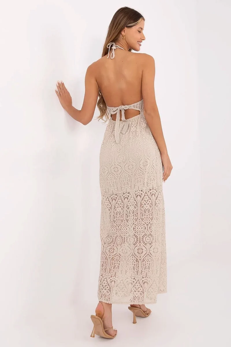 Robe longue bohème beige dentelle dos nu