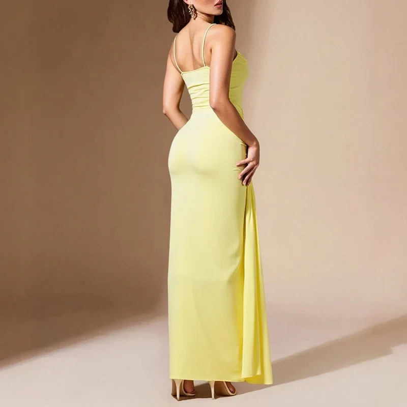 Robe de soirée jaune moulante drappée