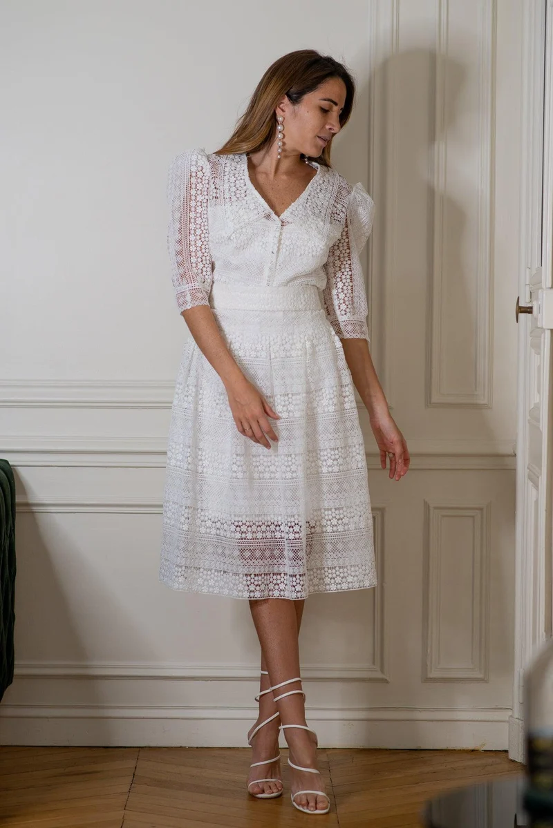 Jupe blanche brodé