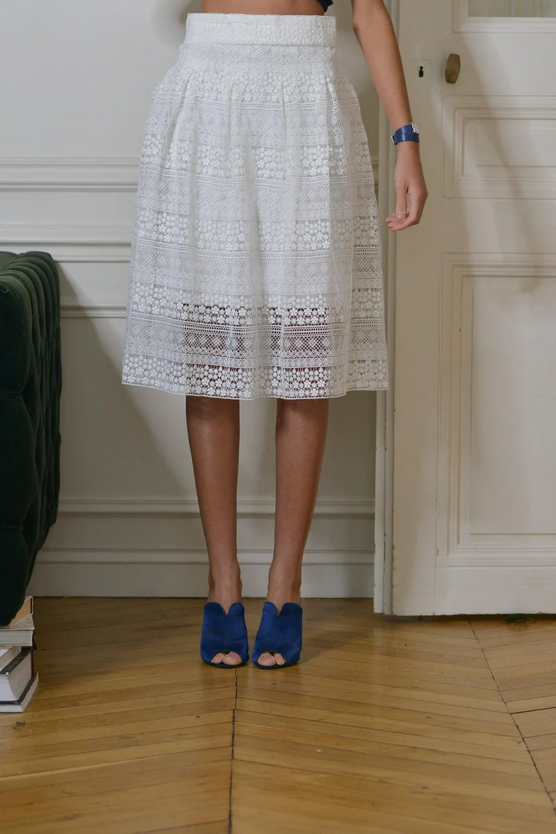 Jupe blanche brodé