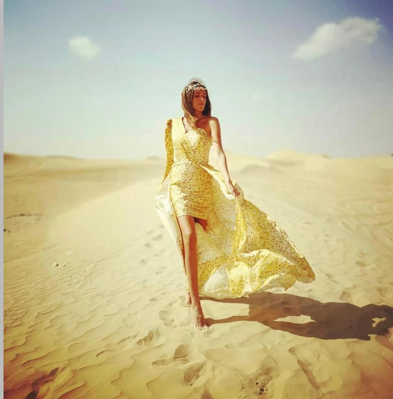 Robe asymétrique soie sauvage jaune
