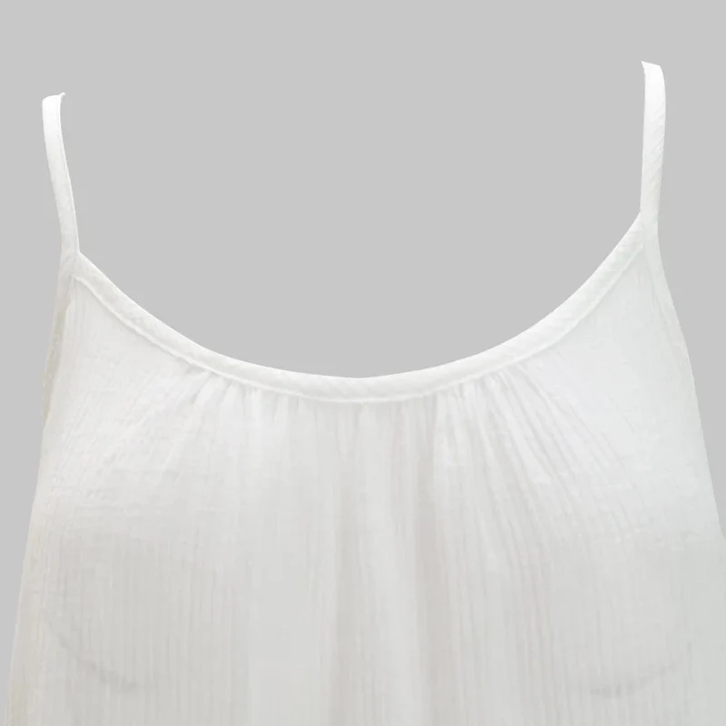 Robe blanche courte ample à bretelles