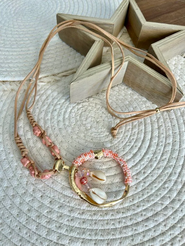 Collier Mario rose