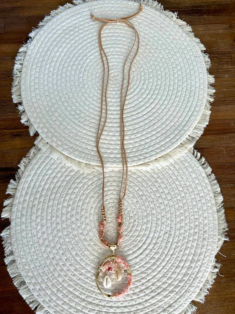 Collier Mario rose