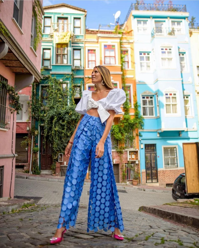 Pantalon à oeillet bleu