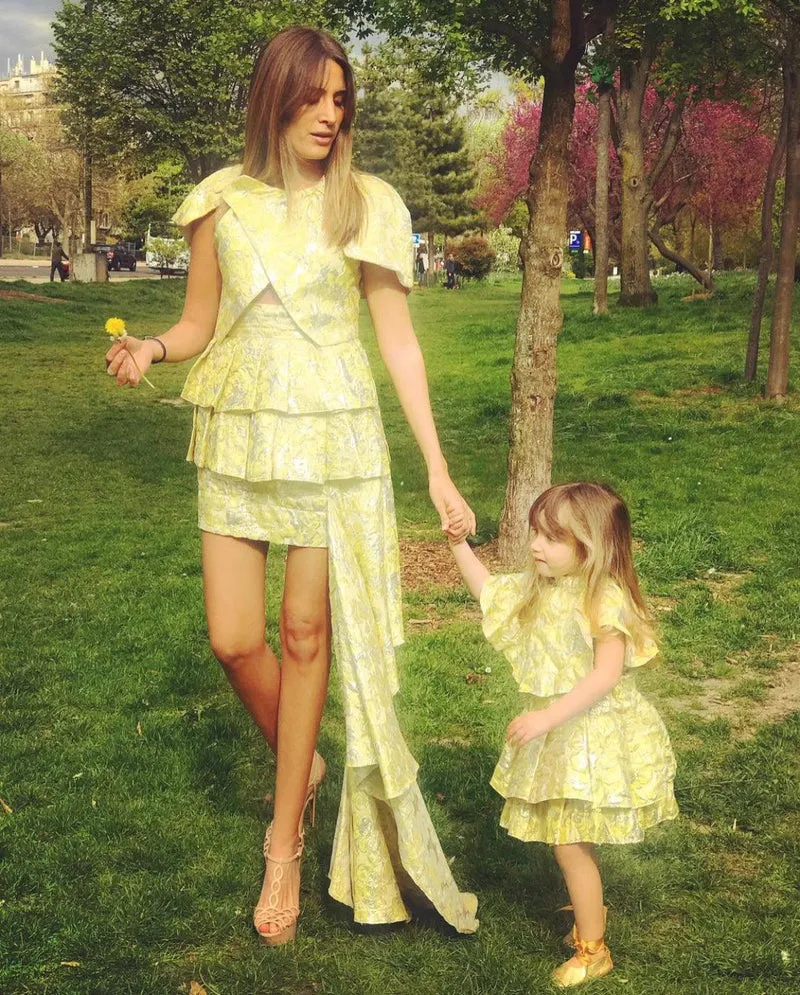 Ensemble créa asymétrique jaune