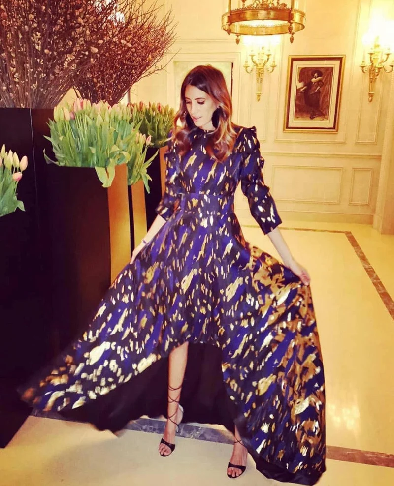 Robe Abu Dhabi asymétrique bleue