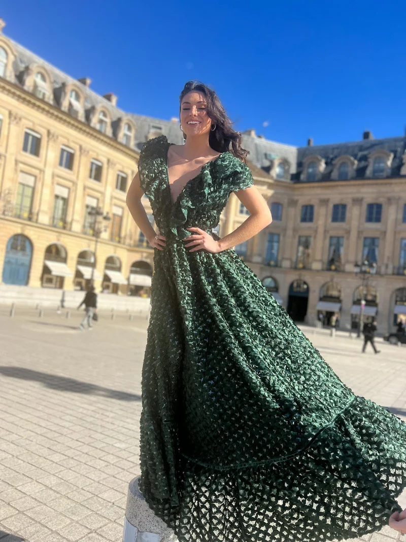 Vente Robe longue du soir en pétales brodés verts