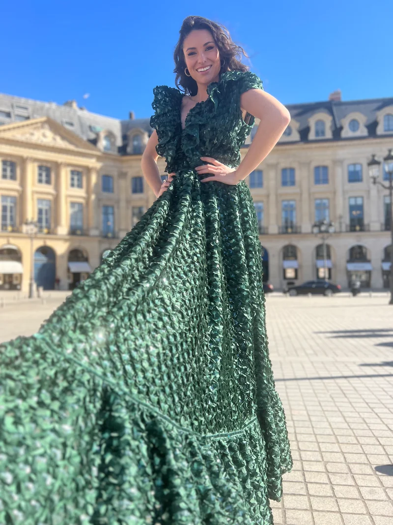 Vente Robe longue du soir en pétales brodés verts