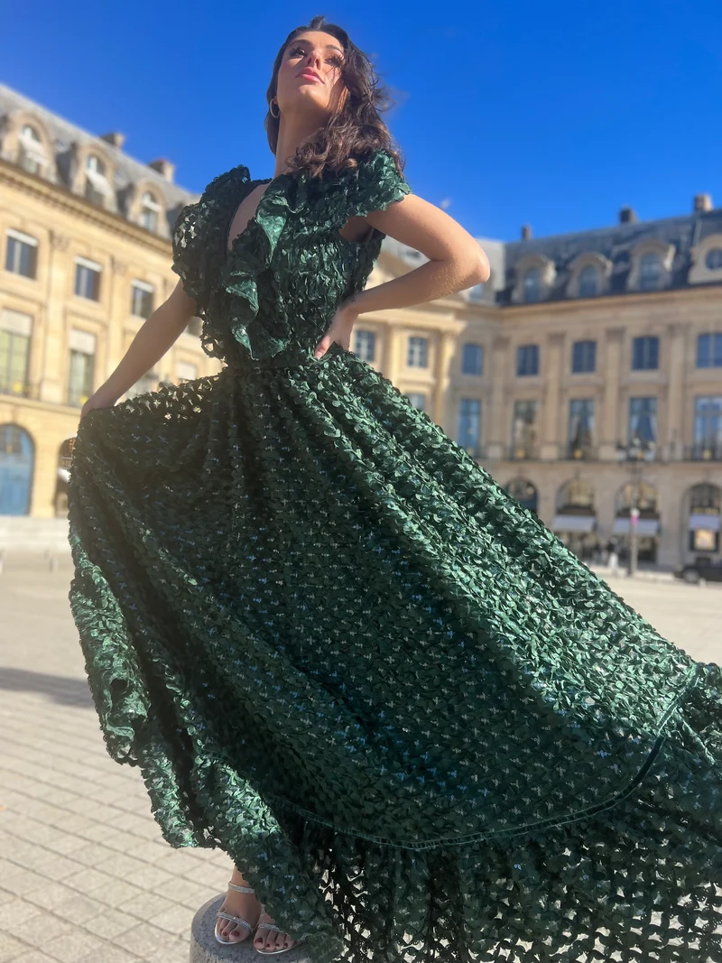 Vente Robe longue du soir en pétales brodés verts