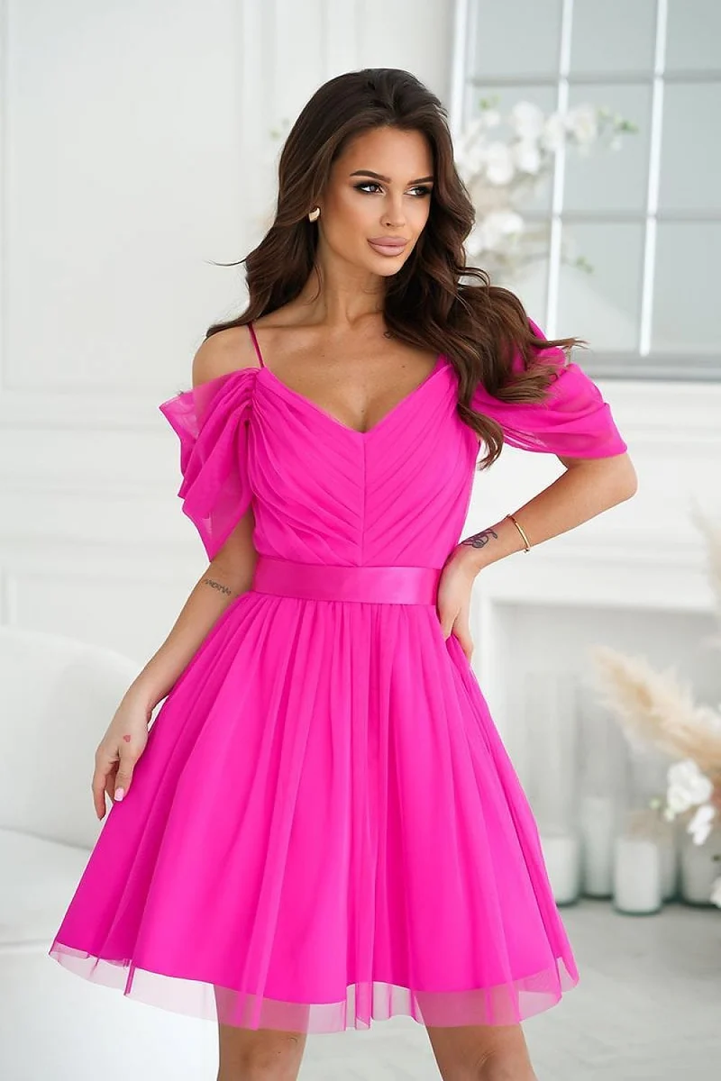Robe de cocktail évasée en tulle