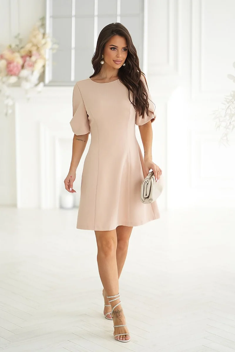 Robe de cocktail courte manches coupées