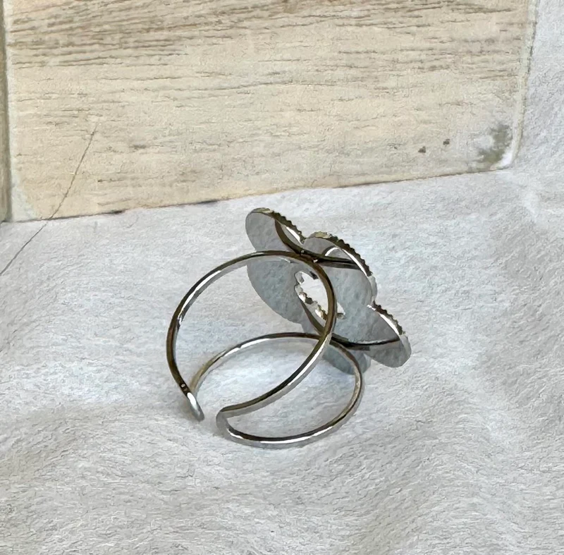 Bague Marguerite argentée