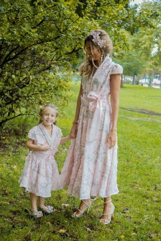 Robe midi rose appliqués fleuris