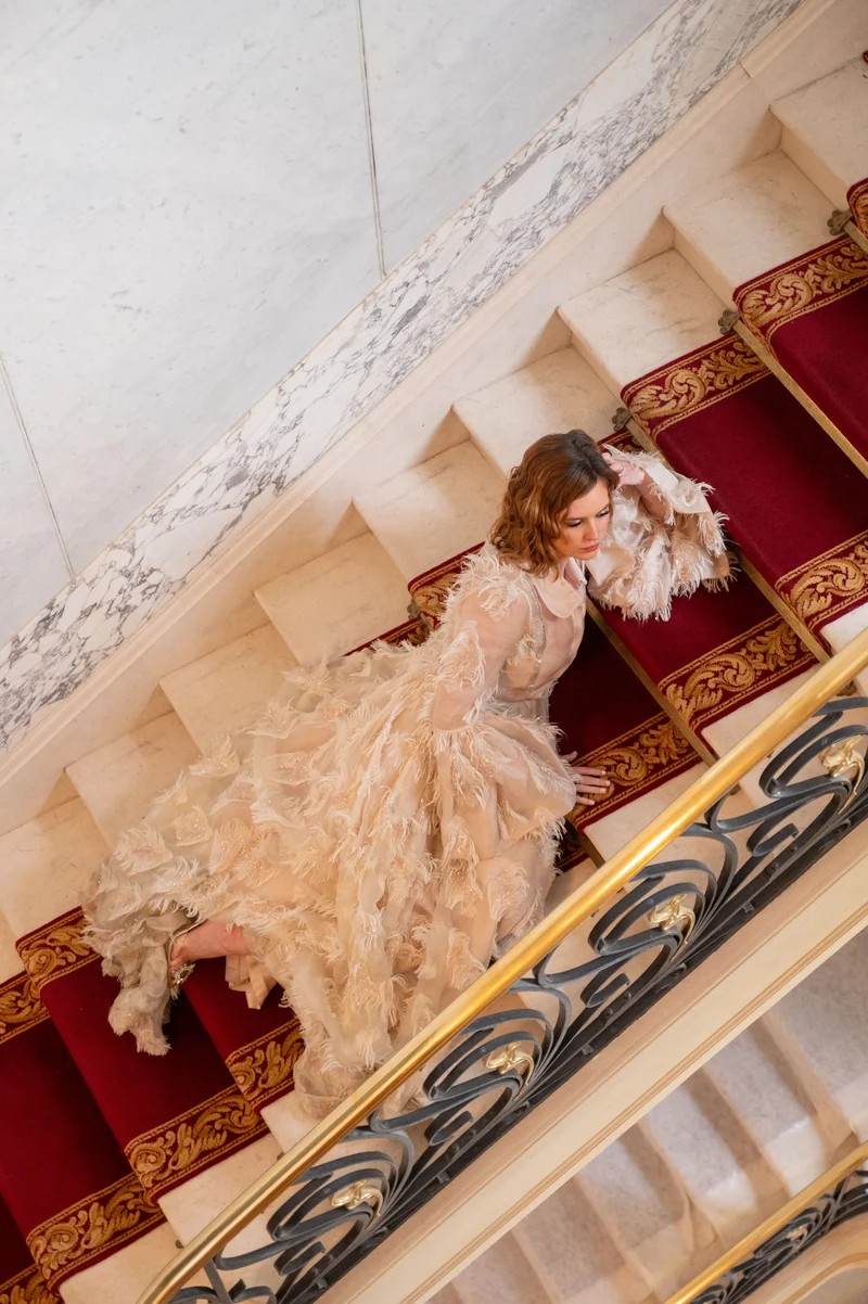 Robe Bella plume ivoire