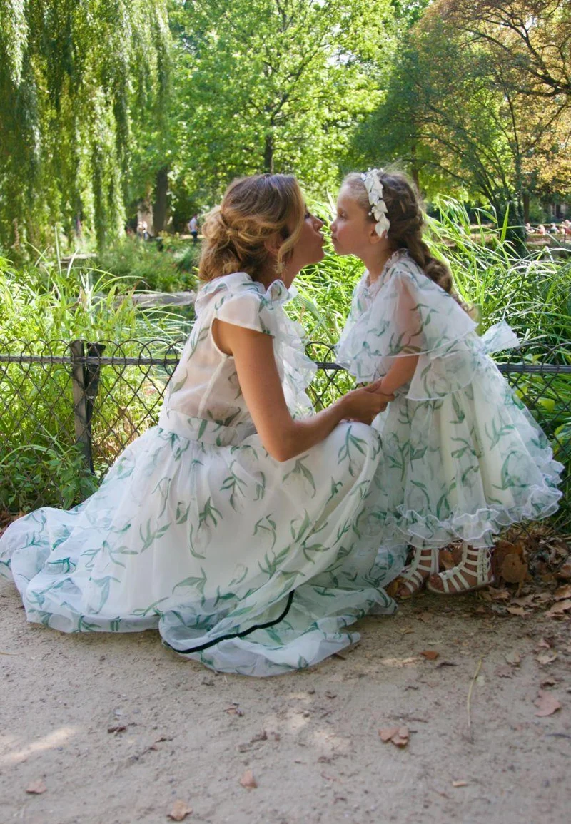 Robe longue en mousseline de soie à imprimés fleurs vertes