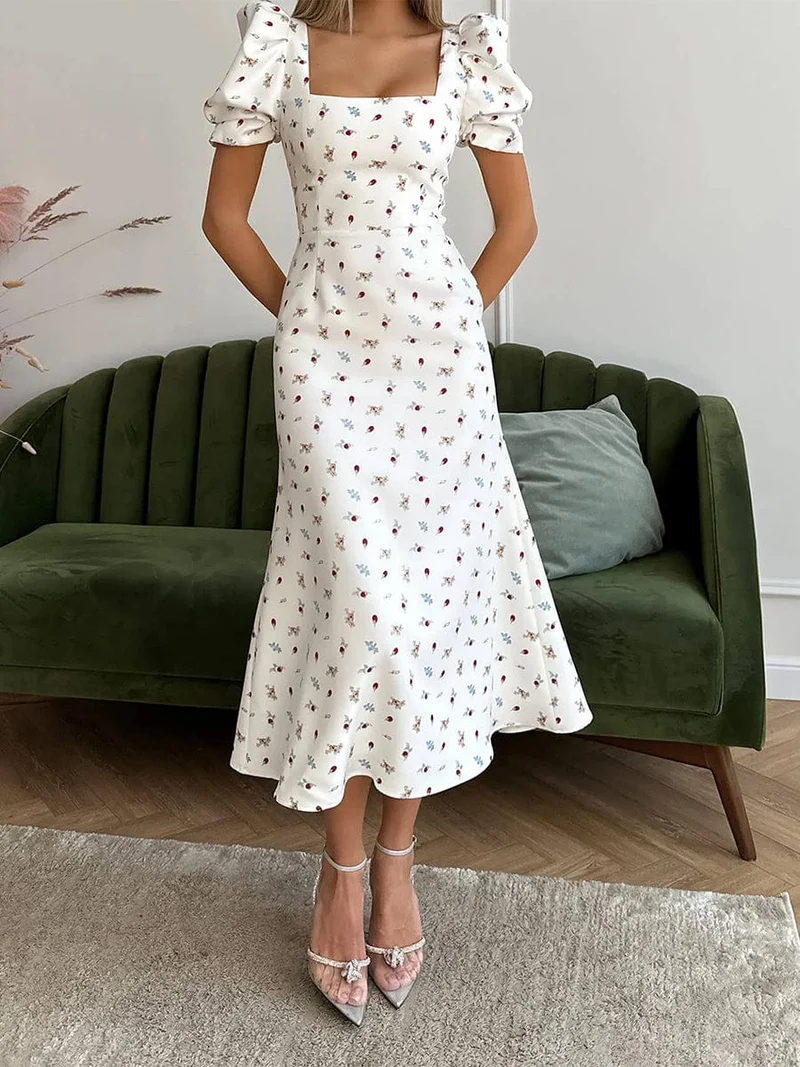 Robe été fleurie midi col carré
