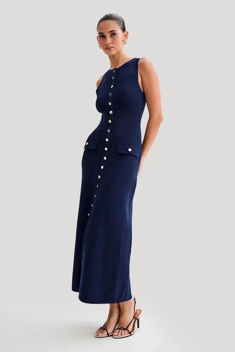 Robe été chic longue moulante boutonnée