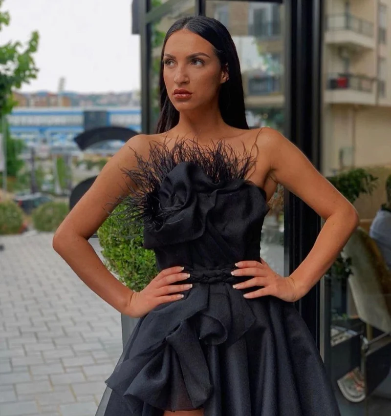 Robe Monaco bustier à plumes noir