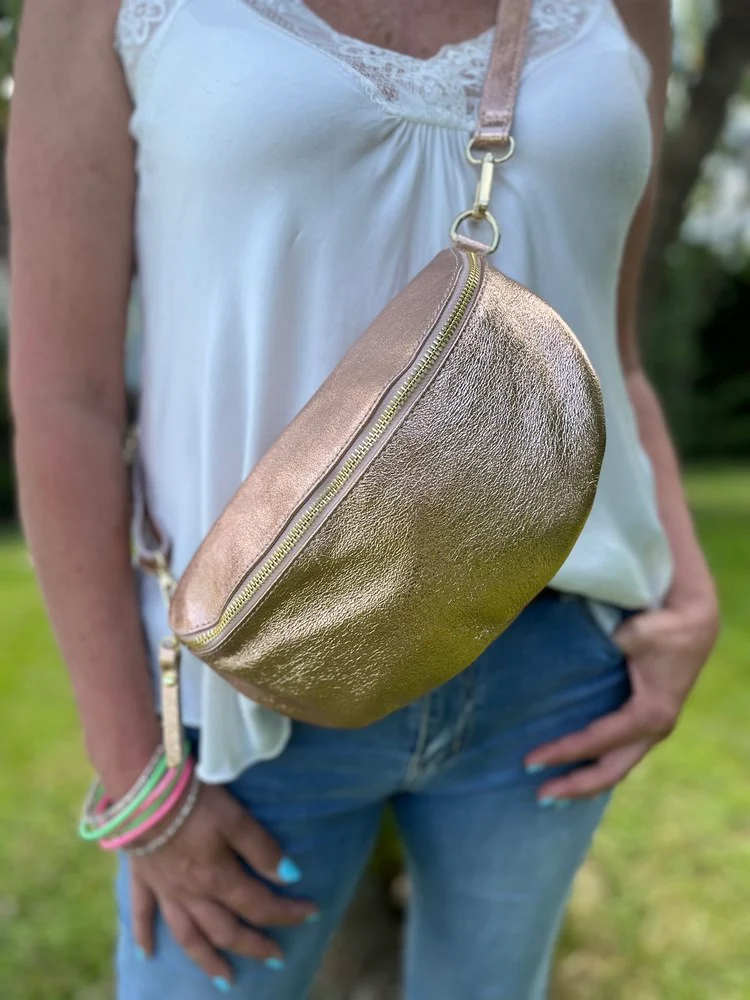 Banane Tosca M/L en cuir champagne rosé