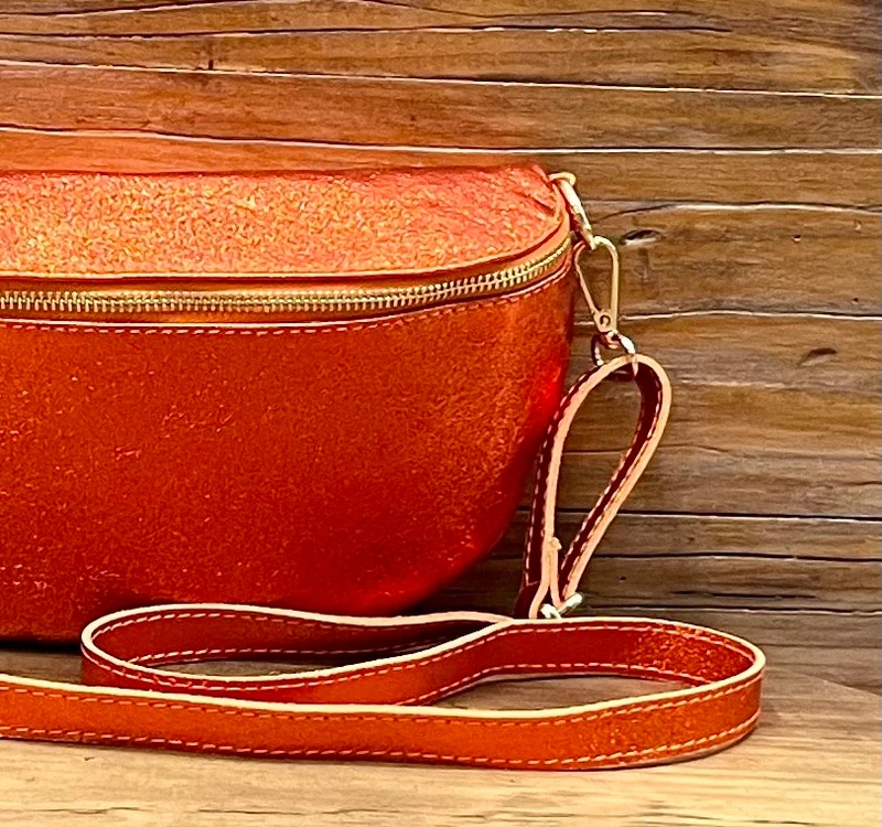 Banane Tosca M/L en cuir orange