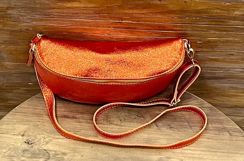 Banane Tosca M/L en cuir orange