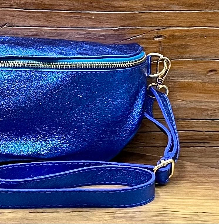 Banane Tosca M/L en cuir bleu roi