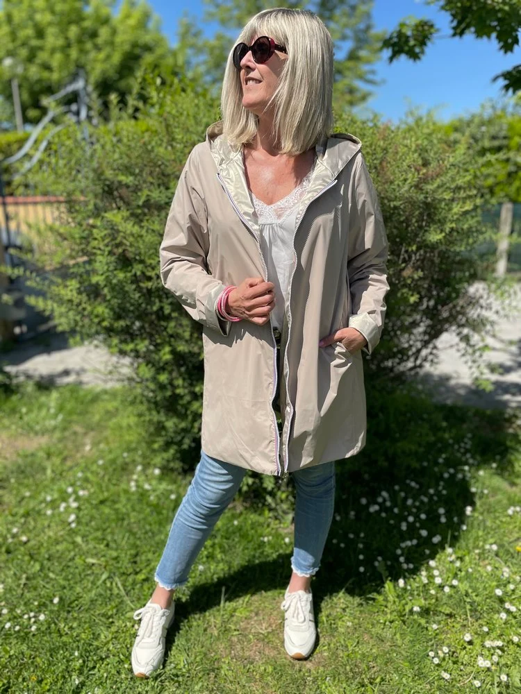Veste imperméable Laura réversible longue beige et doré