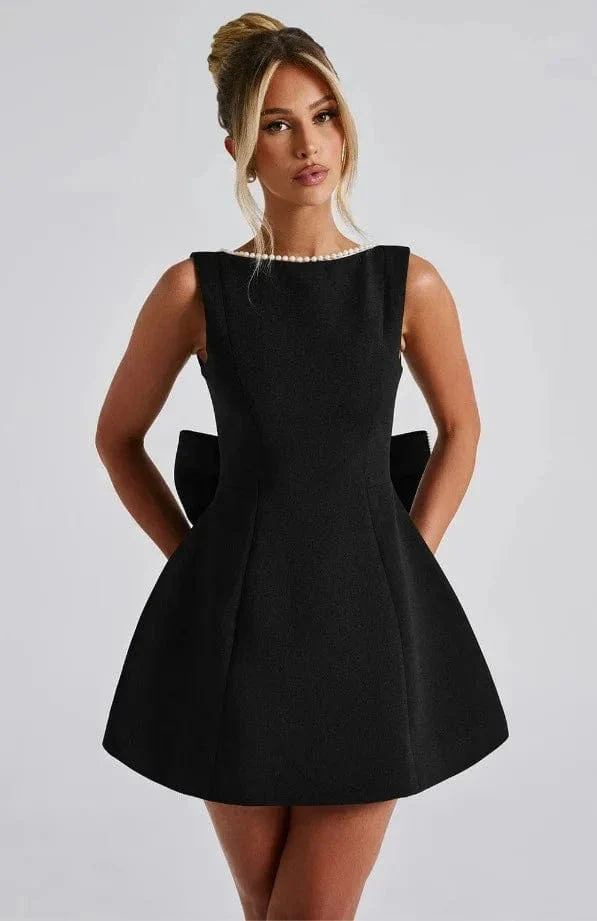 Robe de soirée mariage dos nu chic noire