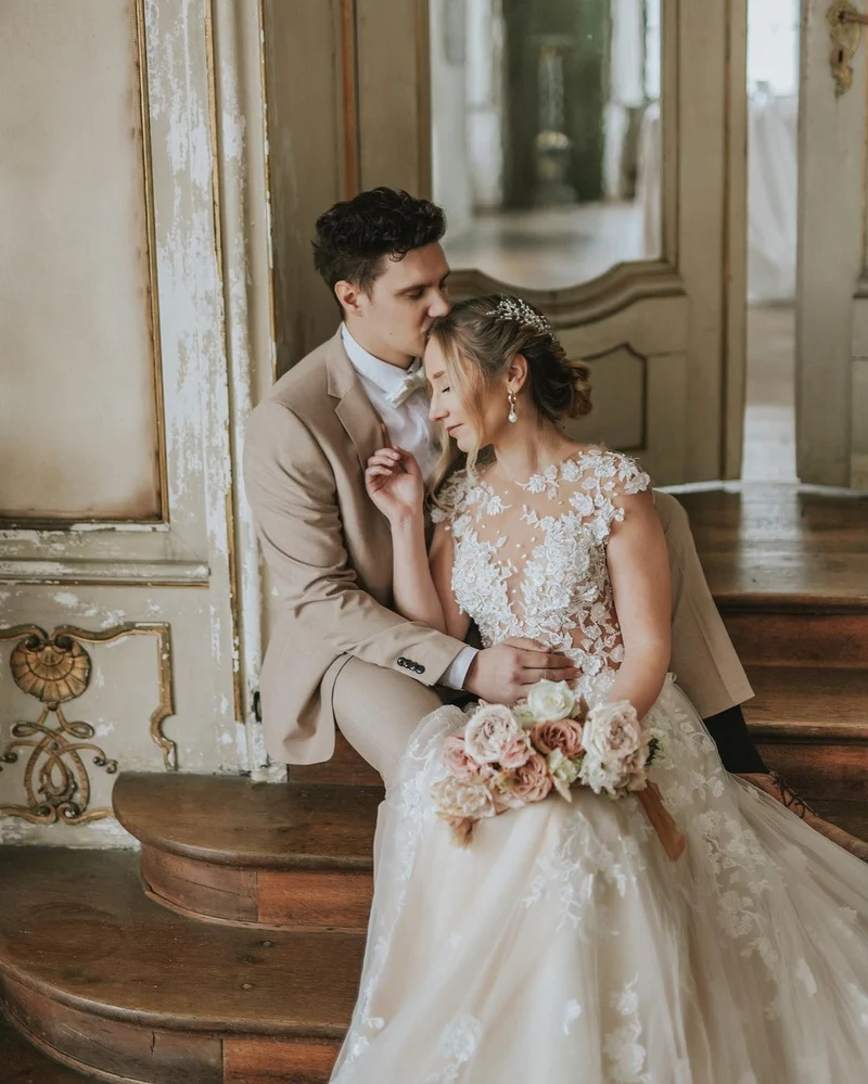 Robe de mariée bohème en tulle avec appliques en dentelle pour des moments inoubliables
