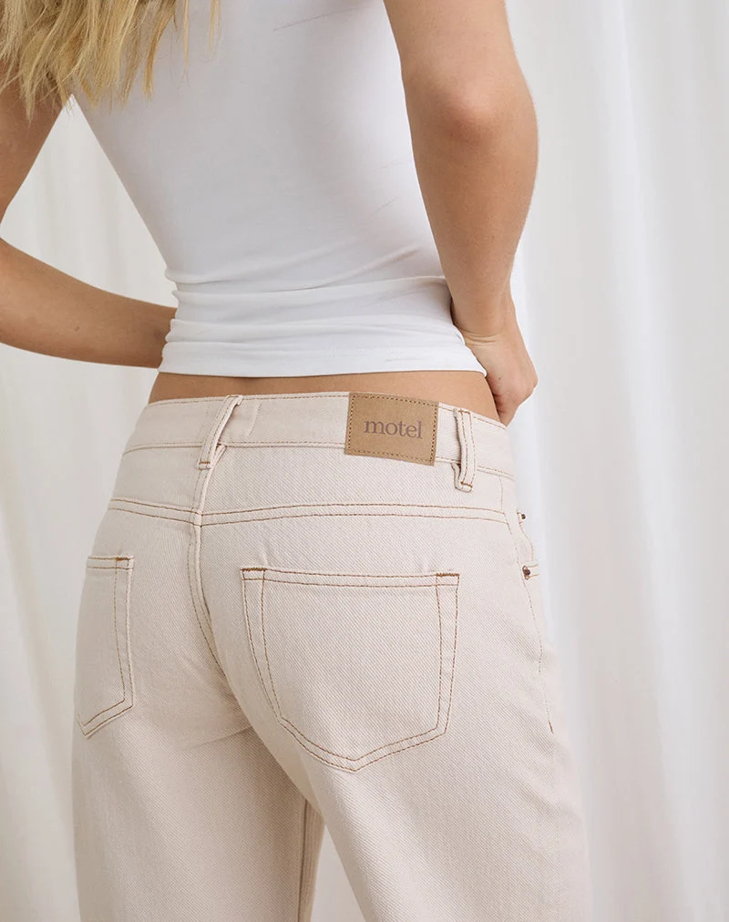 Jean évasé ample à taille basse en sergé blanc cassé