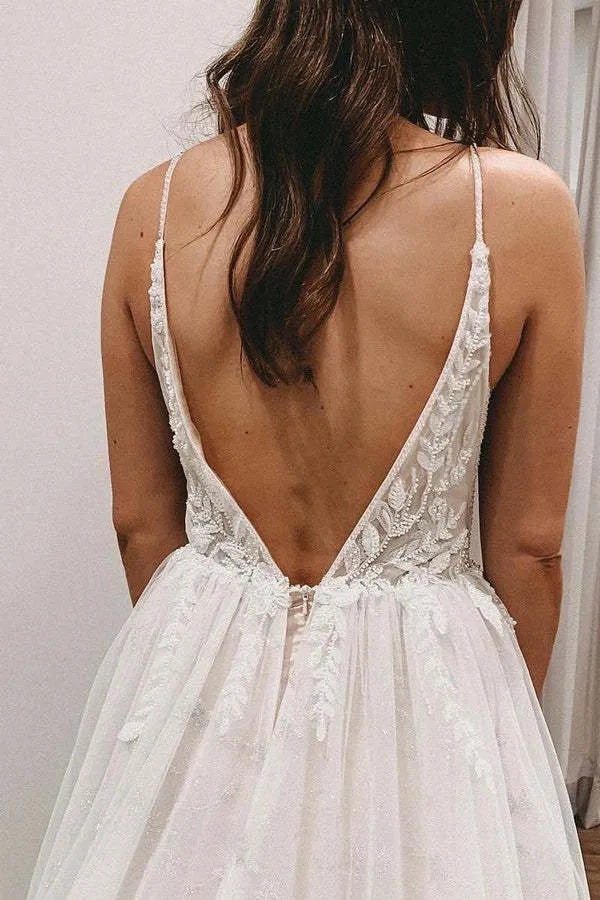 Robe de mariée sirène élégante, décolleté en cœur, manches et dentelle en tulle