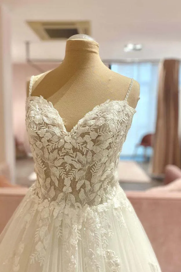 Robe de mariée sirène élégante en dentelle avec dos nu et manches