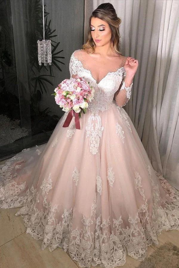 Robe de mariée élégante à épaules dénudées et décolleté en cœur avec appliques en dentelle et volants