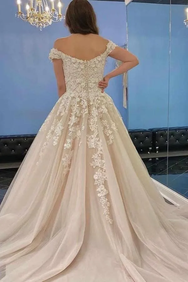 Robe de mariée élégante coupe trapèze avec tulle en dentelle et bretelles spaghetti