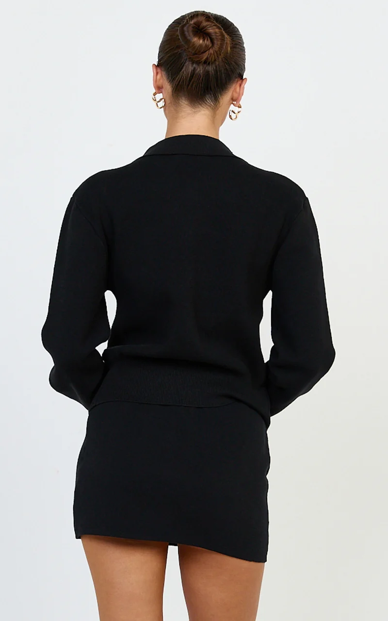 Isabel Mini Skirt - Mid Waist Knit Skirt in Black