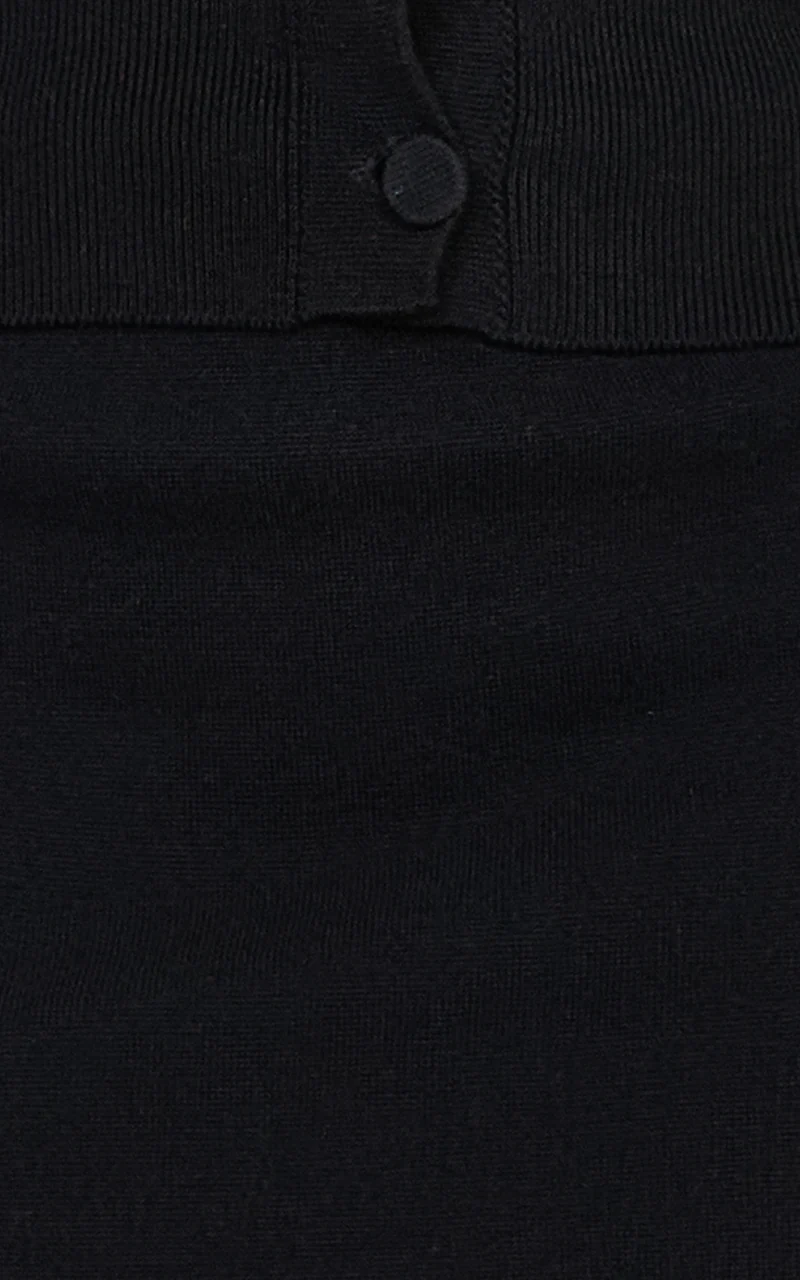 Isabel Mini Skirt - Mid Waist Knit Skirt in Black