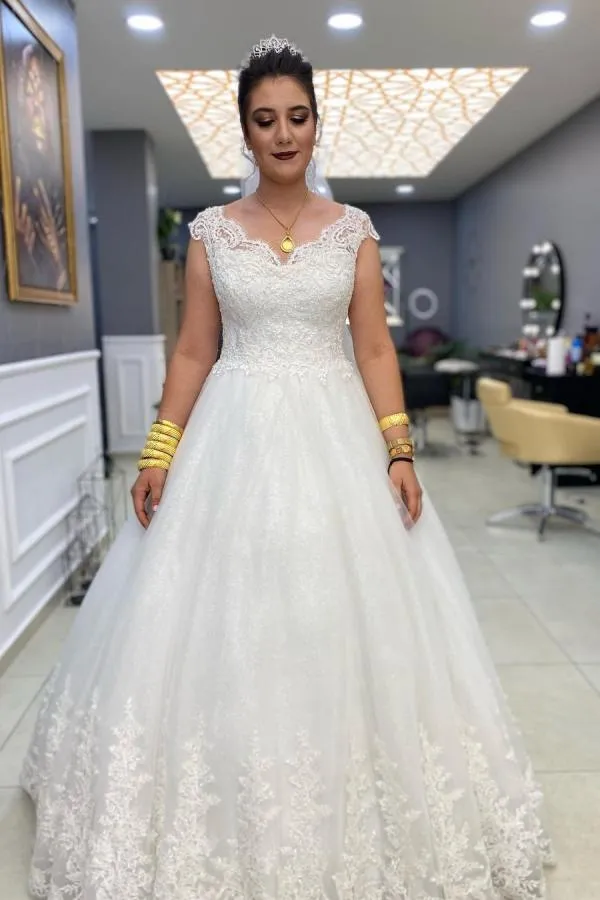 Robe de mariée sirène élégante avec larges bretelles et applications dos nu