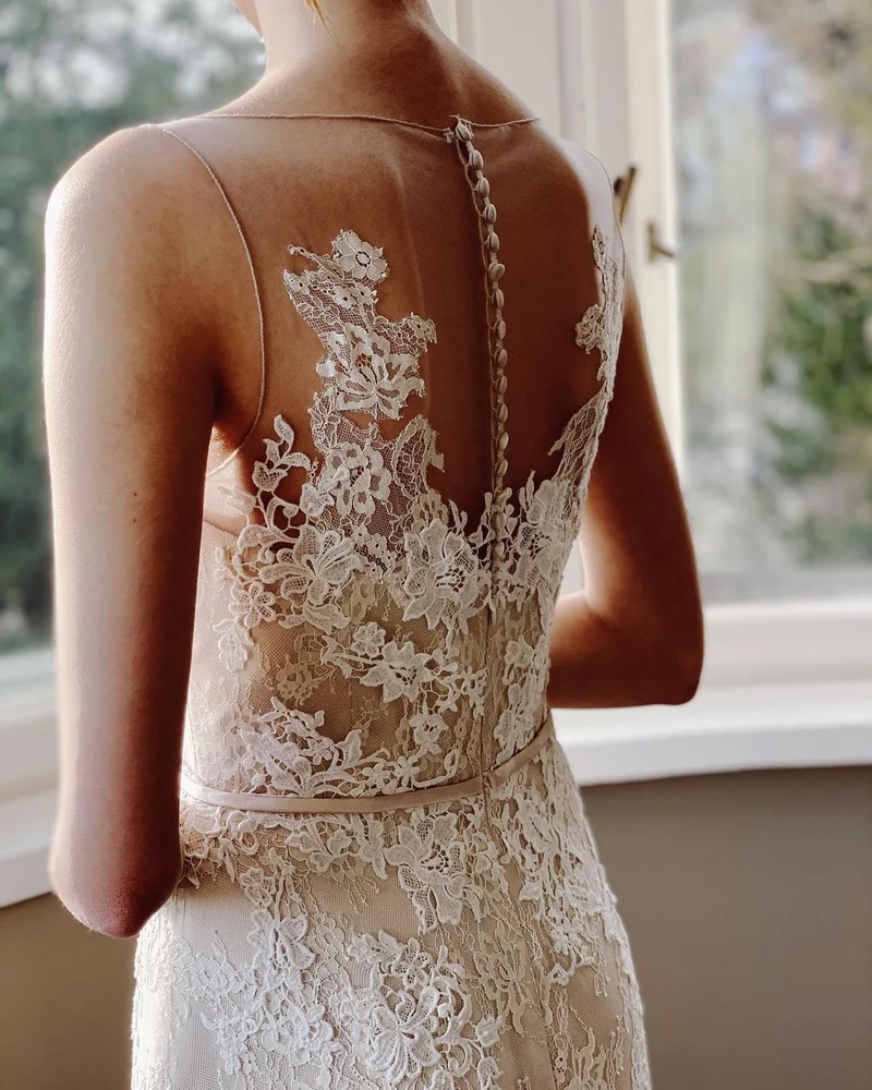 Robe de mariée sirène exquise avec perles et appliques en dentelle