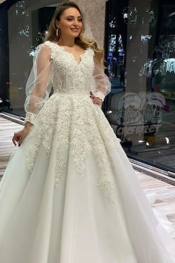 Robe de mariée trapèze à col en V avec appliques en dentelle et manches longues bouffantes