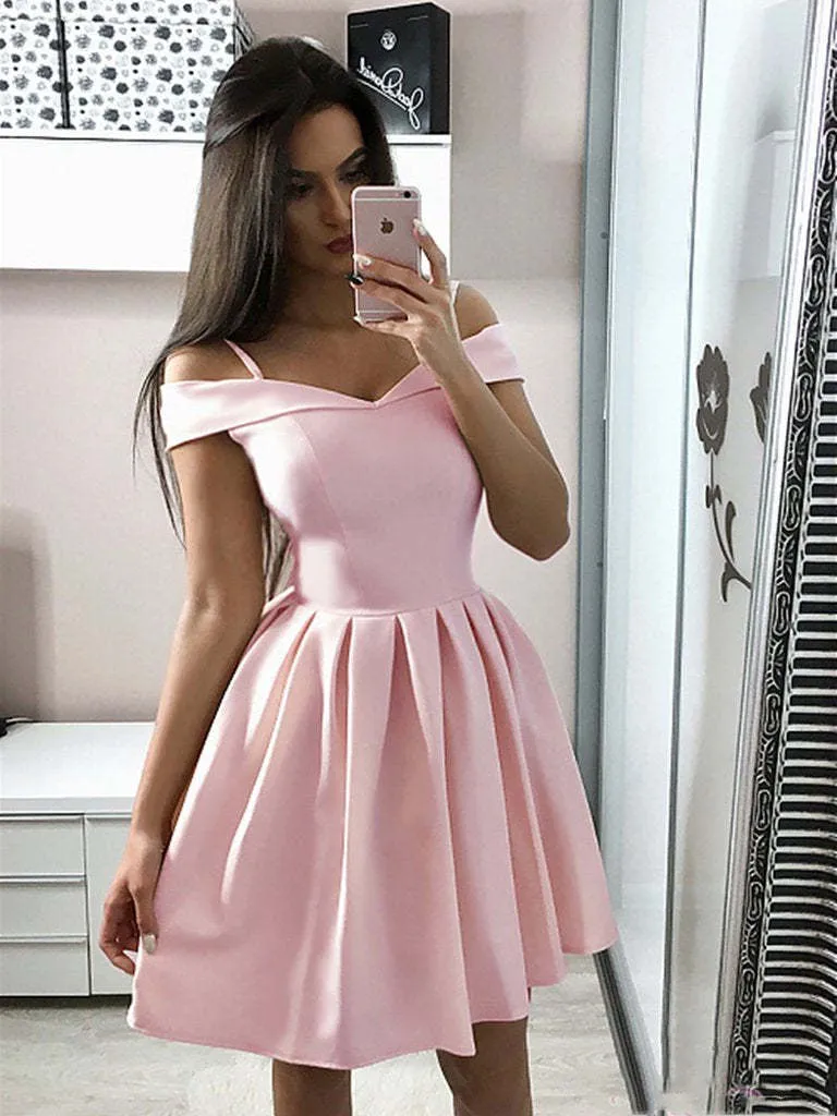 Jolie robe de soirée courte rose à épaules dénudées