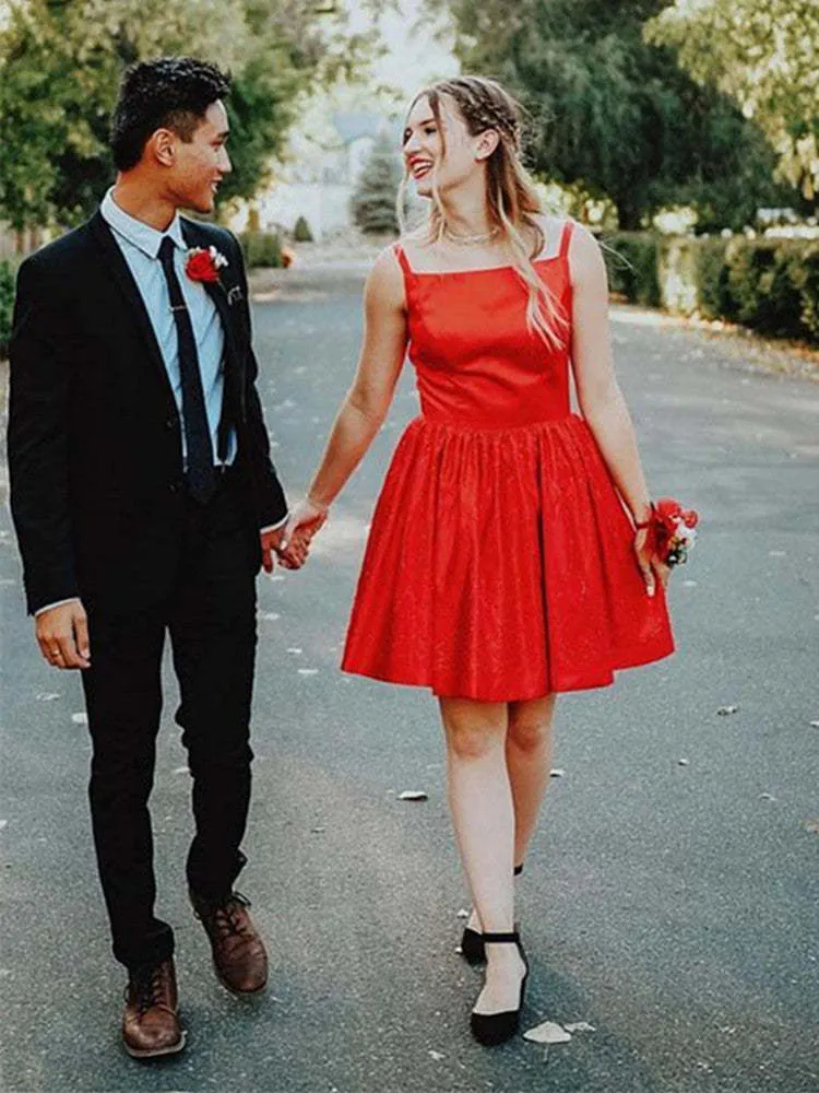 Charmante robe de bal courte en satin rouge, mini robe de soirée formelle, robe de remise de diplôme