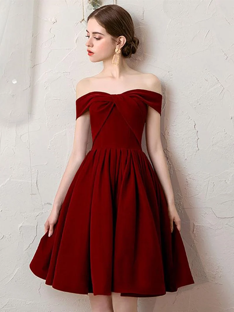 Robe de bal courte bordeaux à épaules dénudées, tenue de soirée formelle de remise de diplôme