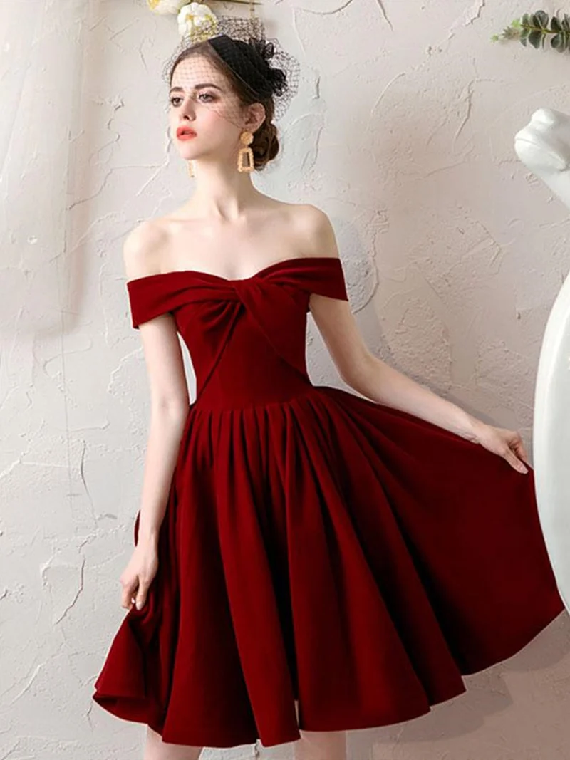 Robe de bal courte bordeaux à épaules dénudées, tenue de soirée formelle de remise de diplôme