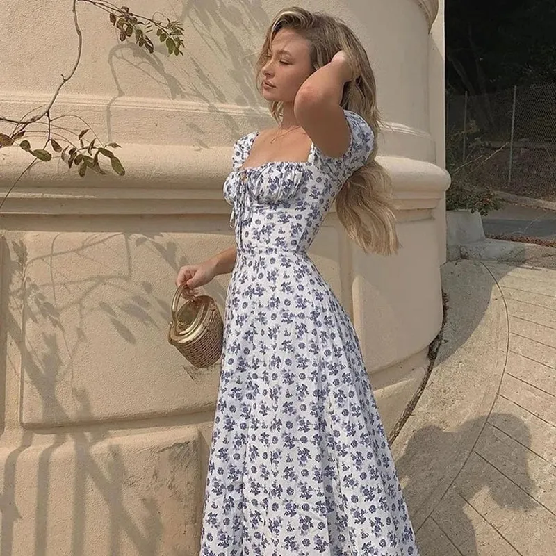 Robe fleurie midi manches courtes
