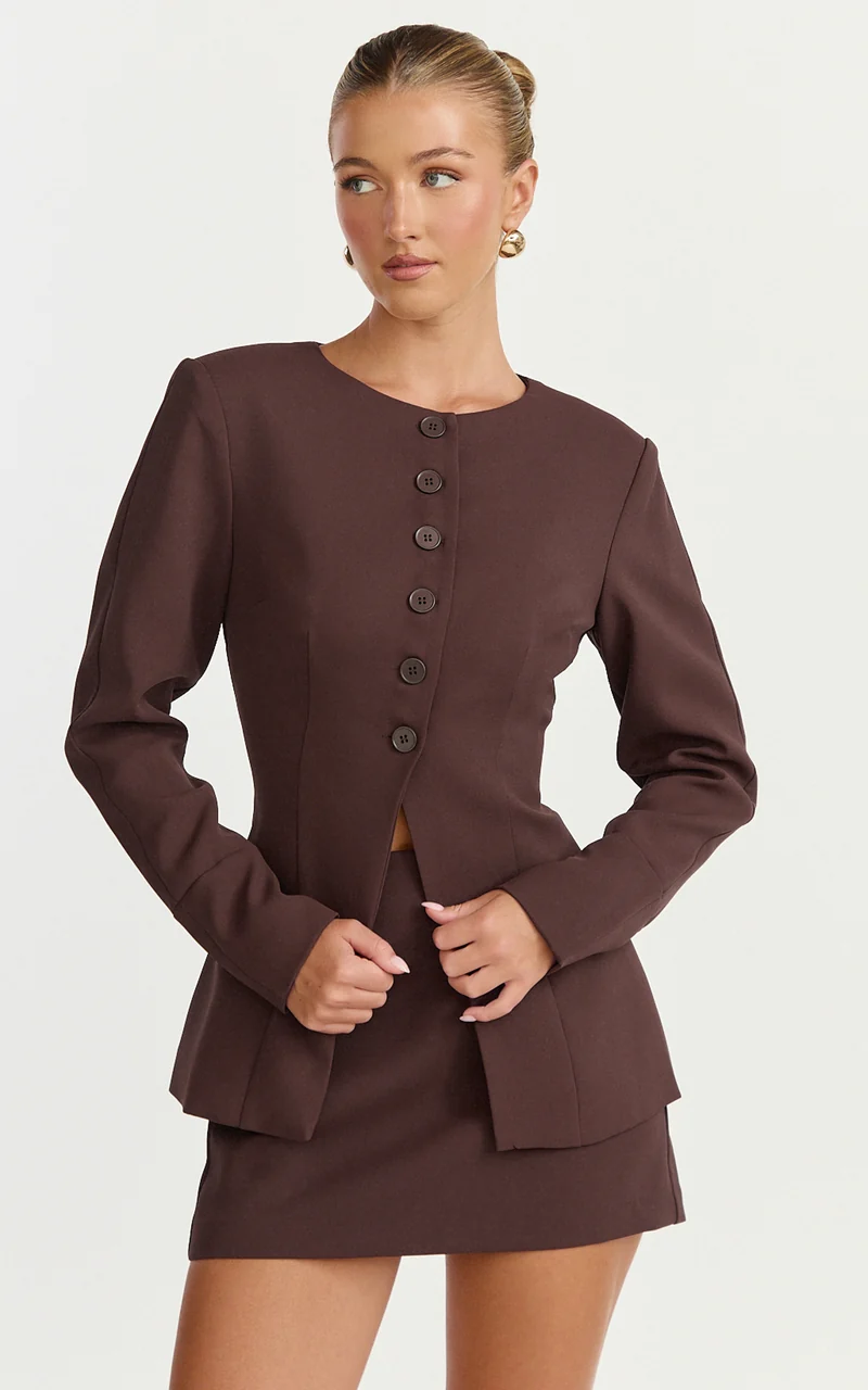 Mikey Jacket - Tailored Long Sleeve Collarless Jacket in Chocolate