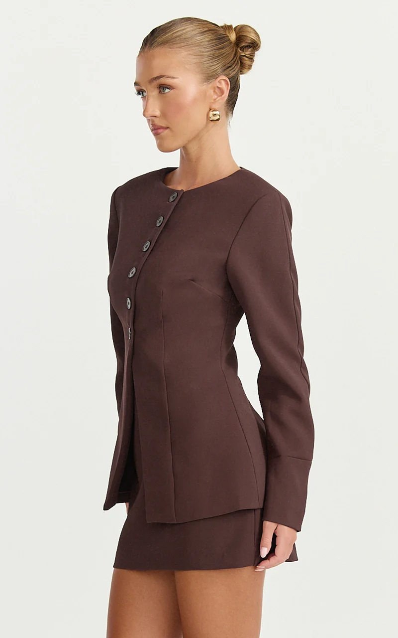 Mikey Jacket - Tailored Long Sleeve Collarless Jacket in Chocolate
